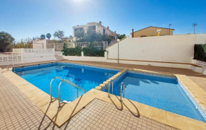 2 Bedroom Stunning Apartment In Gandía Playa
